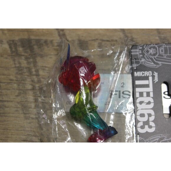 Quiccs x Martian Toys Bullet Punk Tropical  Threat Micro TEQ63 rainbow 3" figure - Picture 9 of 9